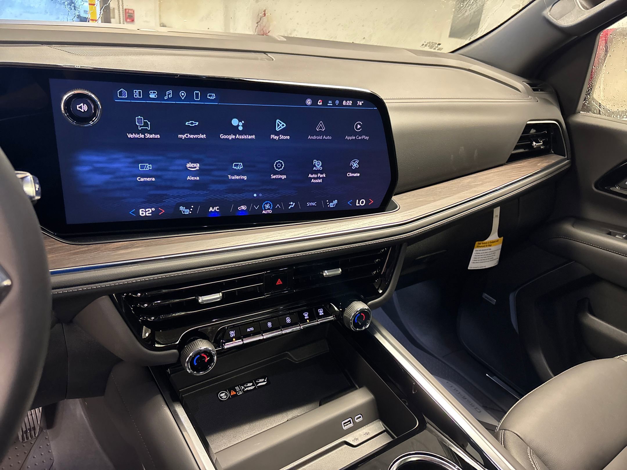 2025 Chevrolet Tahoe LT photo 28