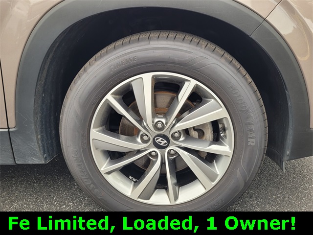 2019 Hyundai Santa Fe Limited photo 9