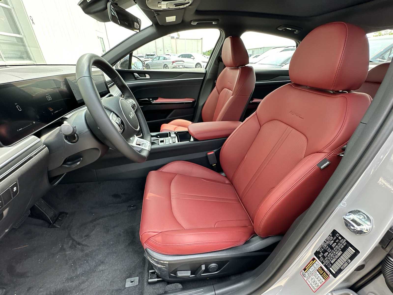 2025 Kia K5 GT-Line photo 11