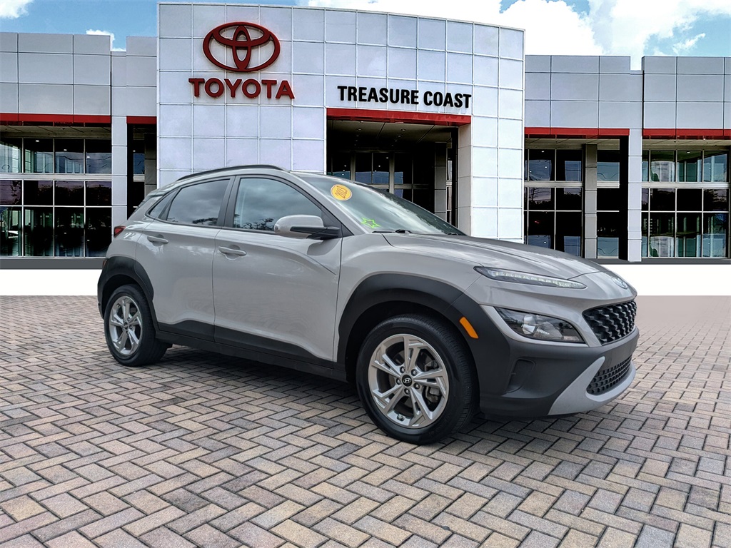 2023 Hyundai Kona SEL's photo