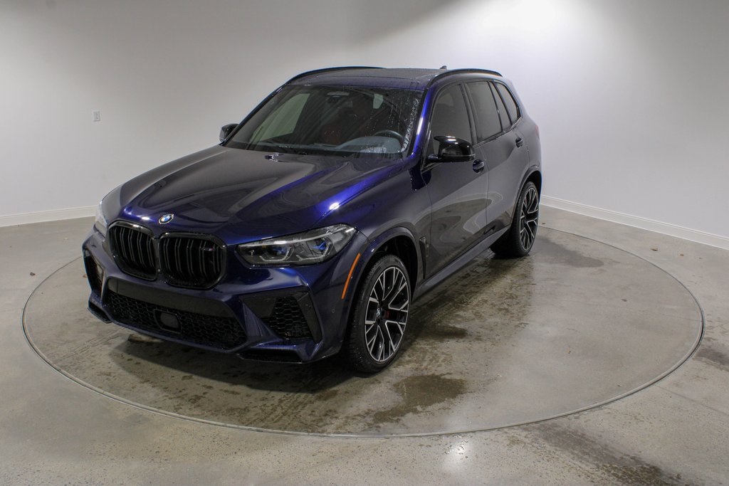 2022 BMW X5 M Base's photo