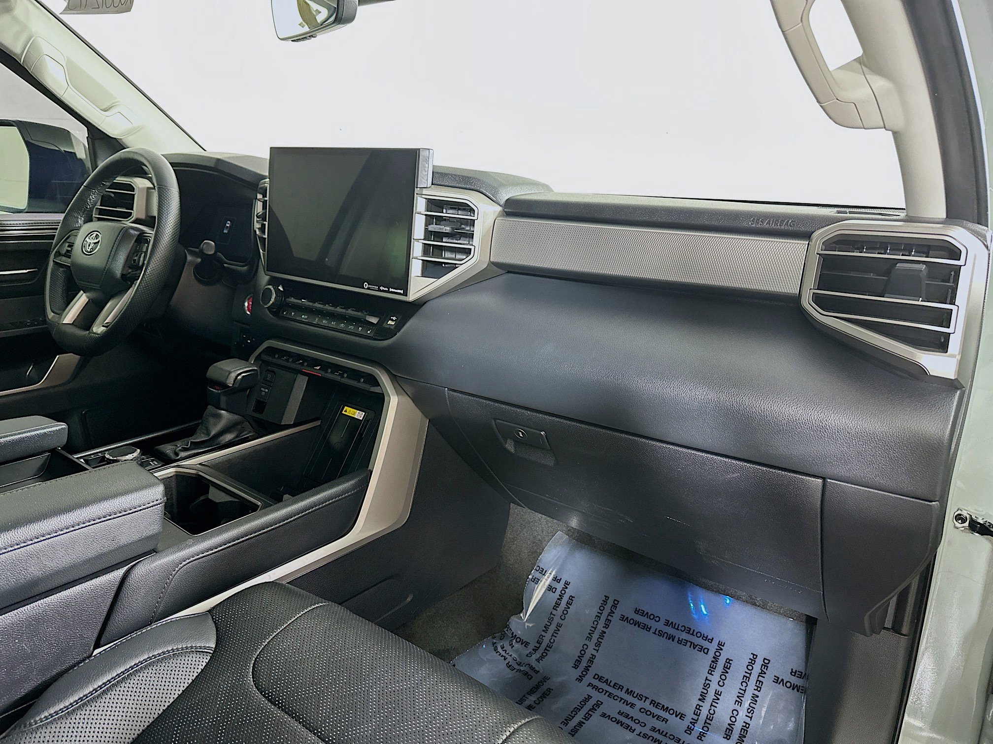 2024 Toyota Tundra Limited photo 24