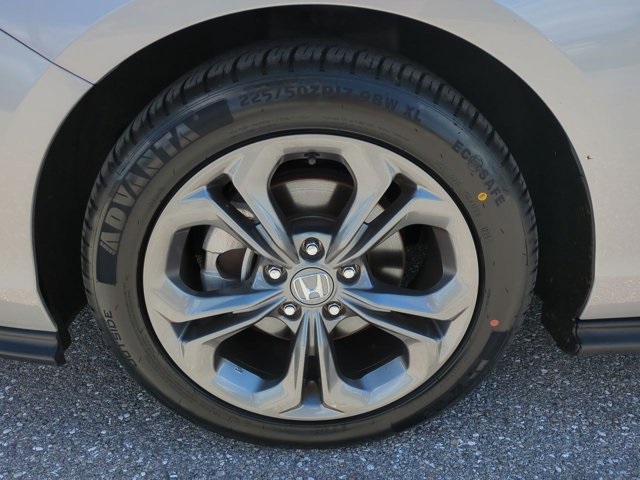 2023 Honda Accord EX photo 9