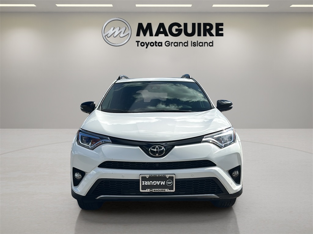 2017 Toyota RAV4 SE photo 7