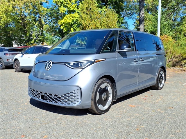 Used 2025 Volkswagen ID. Buzz PRO S with VIN WVGAWVEB3SH016249 for sale in Summit, NJ