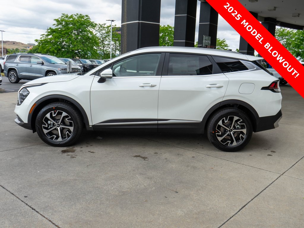 2025 Kia Sportage Hybrid EX photo 4