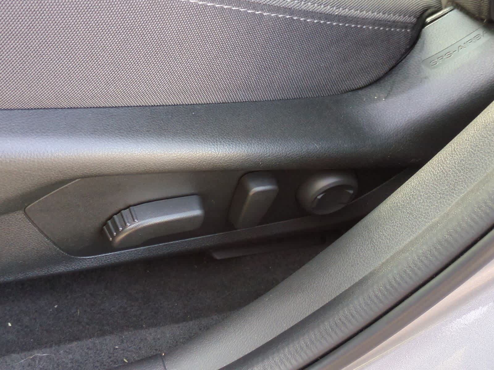 2024 Subaru Crosstrek Premium photo 17