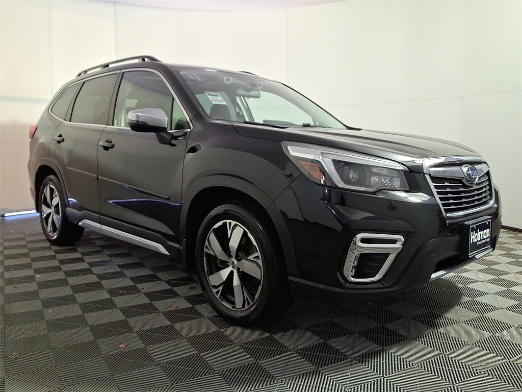 2021 Subaru Forester Touring photo 3