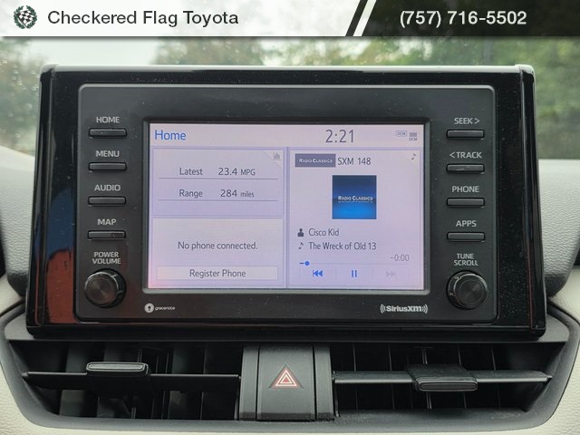 2020 Toyota RAV4 XLE photo 14