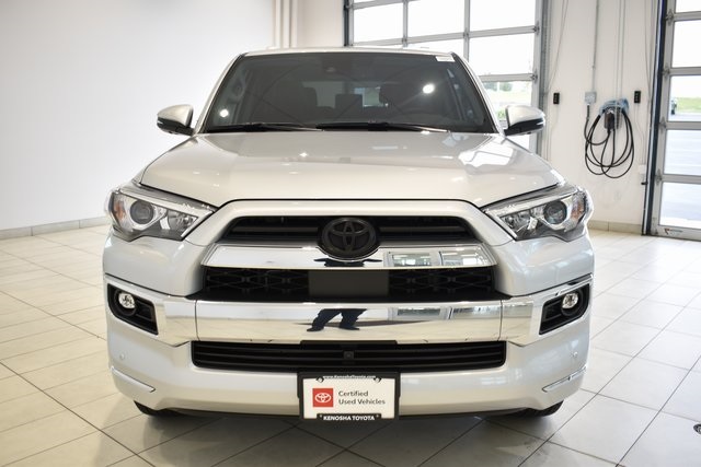 2024 Toyota 4Runner Limited photo 3