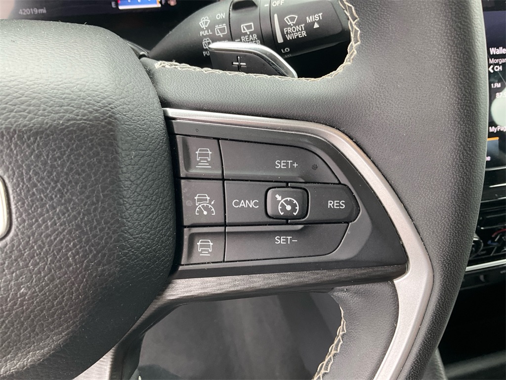 2023 Jeep Grand Cherokee Laredo photo 26