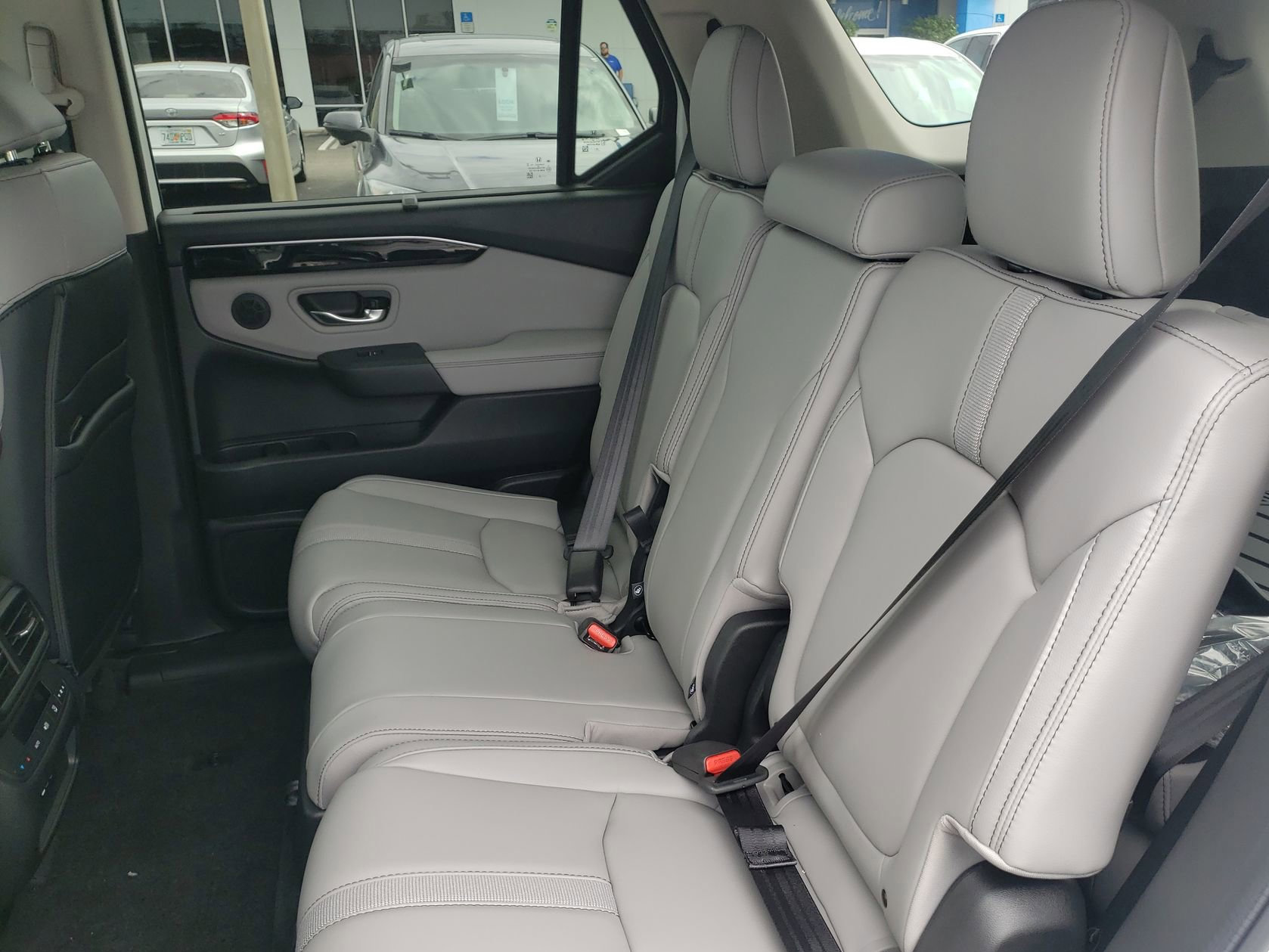 2025 Honda Pilot Touring photo 17