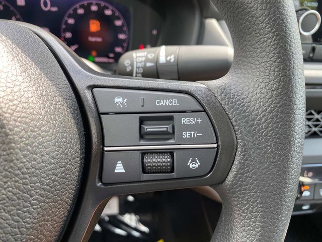 2025 Honda Accord LX photo 5