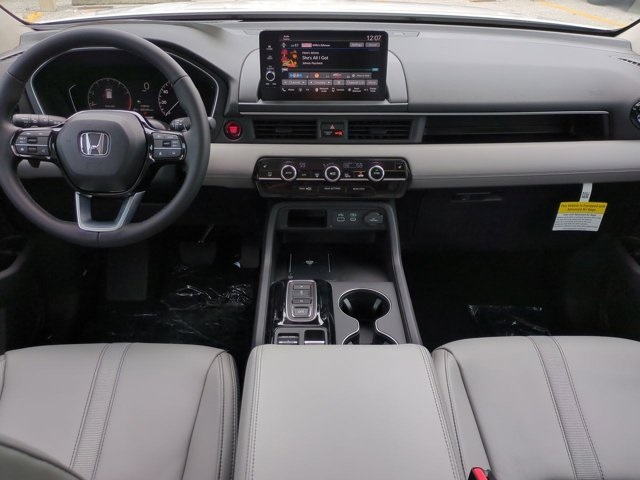 2025 Honda Pilot EX-L photo 12