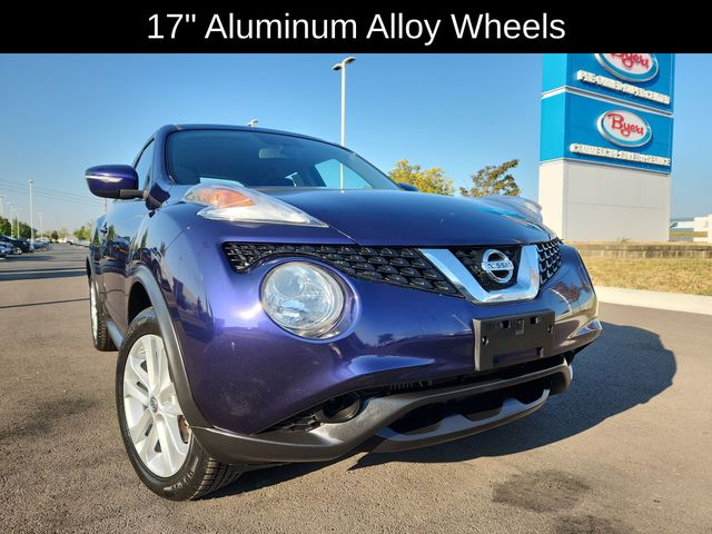 2016 Nissan Juke S photo 9