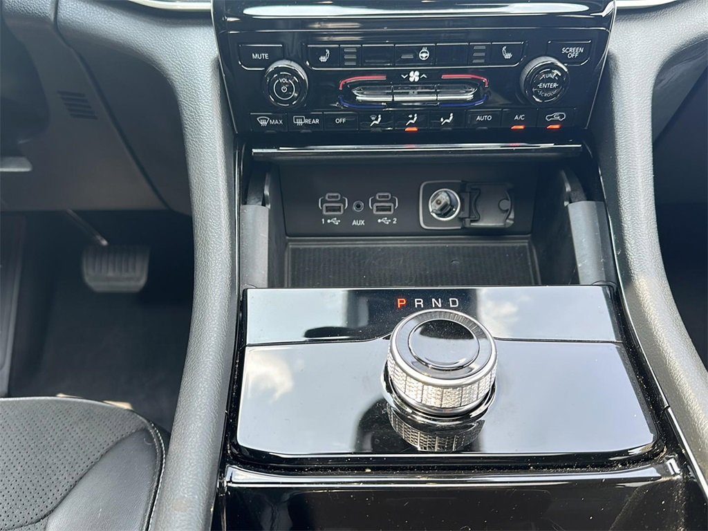 2023 Jeep Grand Cherokee Altitude photo 15