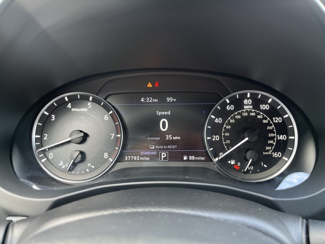2023 Infiniti QX55 Luxe photo 11