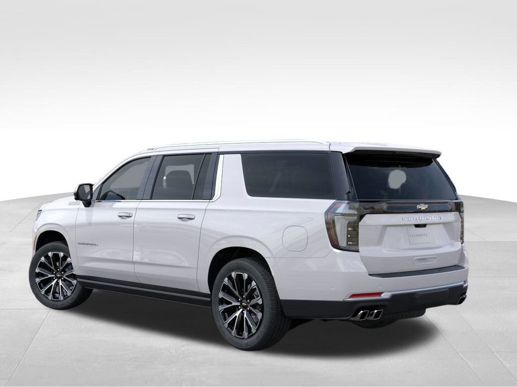 2025 Chevrolet Suburban High Country photo 3