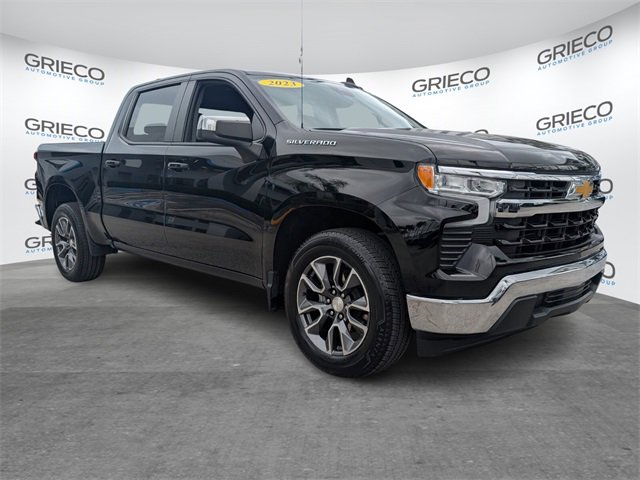2023 Chevrolet Silverado 1500 LT's photo