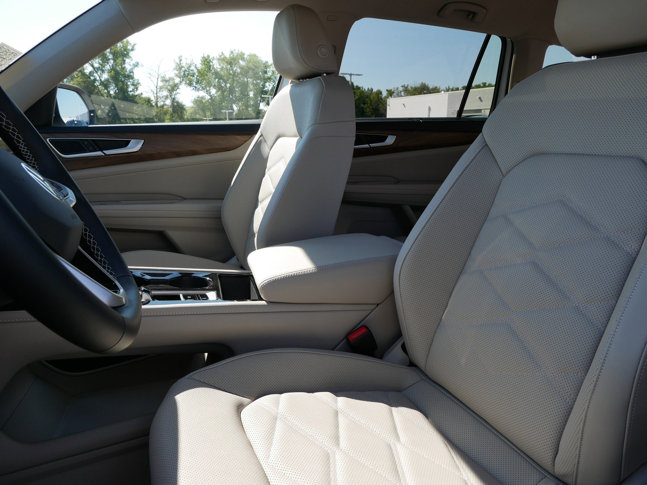 2026 Volkswagen Atlas SE Technology photo 4