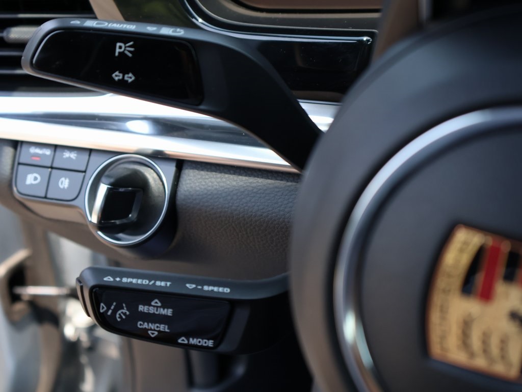 2022 Porsche Panamera 4 photo 30
