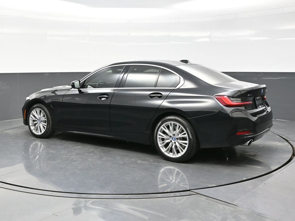 2024 Bmw 330e xDrive photo 3