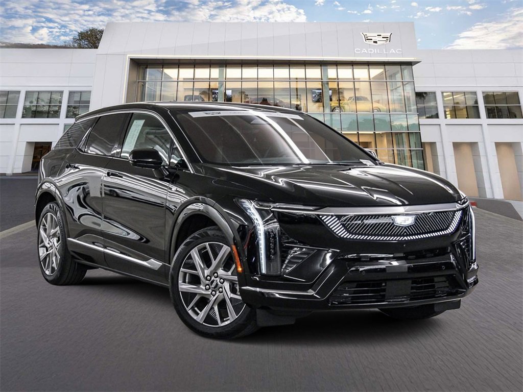 2025 Cadillac OPTIQ Luxury 1's photo