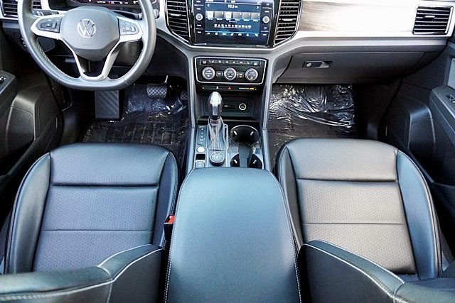 Used 2022 Silver Volkswagen 3.6L V6 SE w/Technology image 20