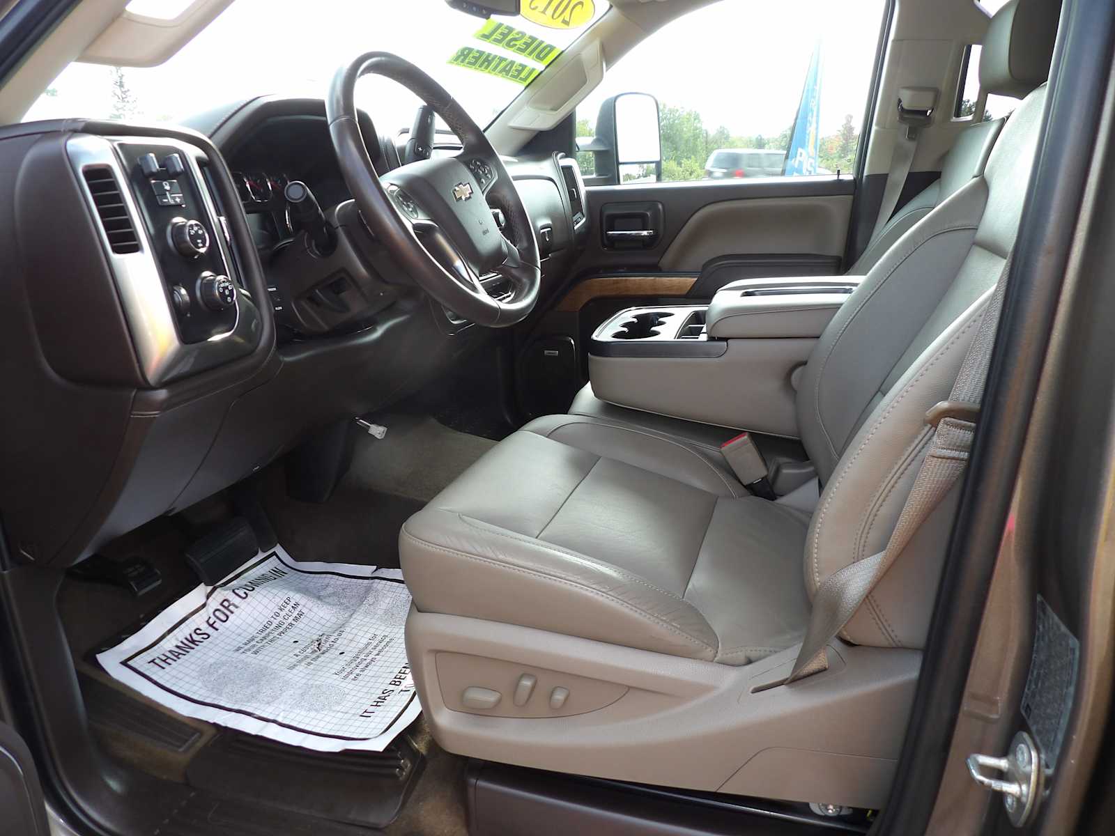 2015 Chevrolet Silverado 3500HD LTZ photo 9