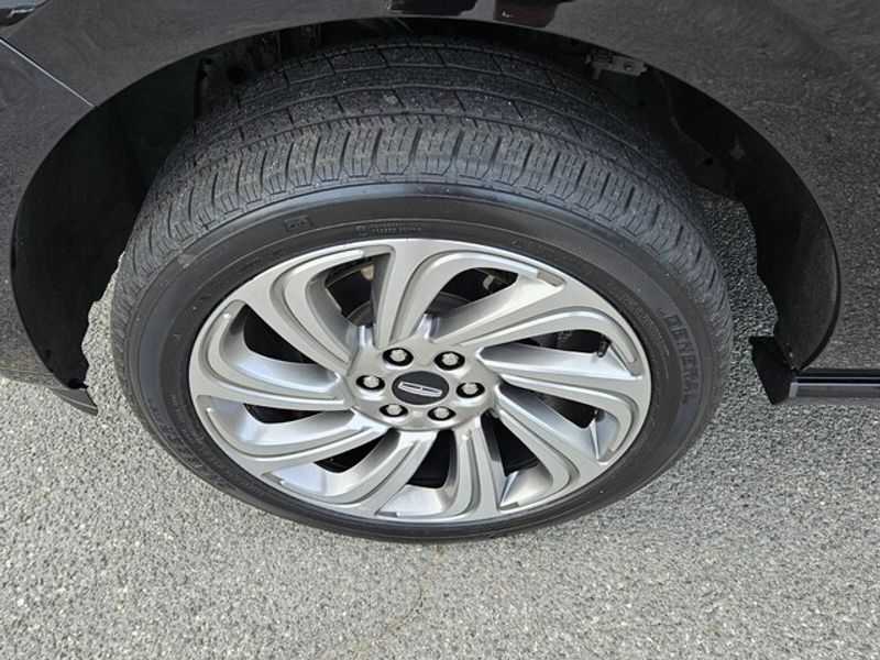 2023 Lincoln Navigator Reserve photo 18