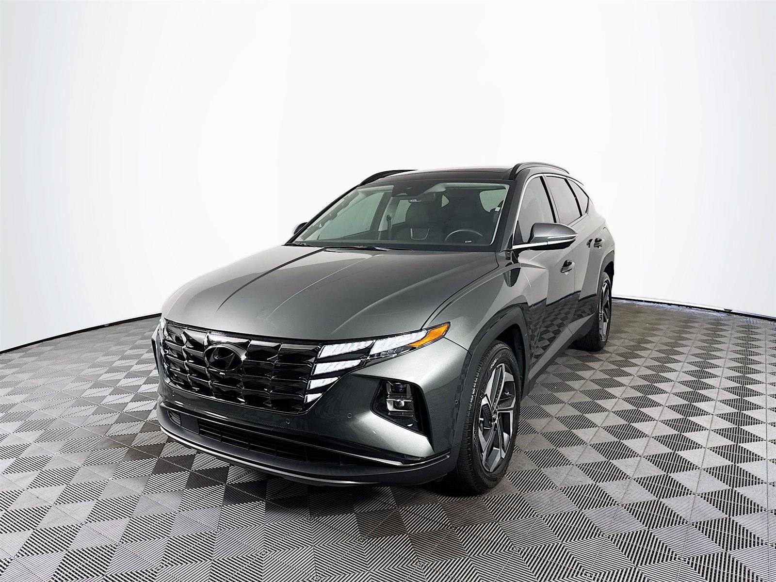 2022 Hyundai Tucson Limited photo 2