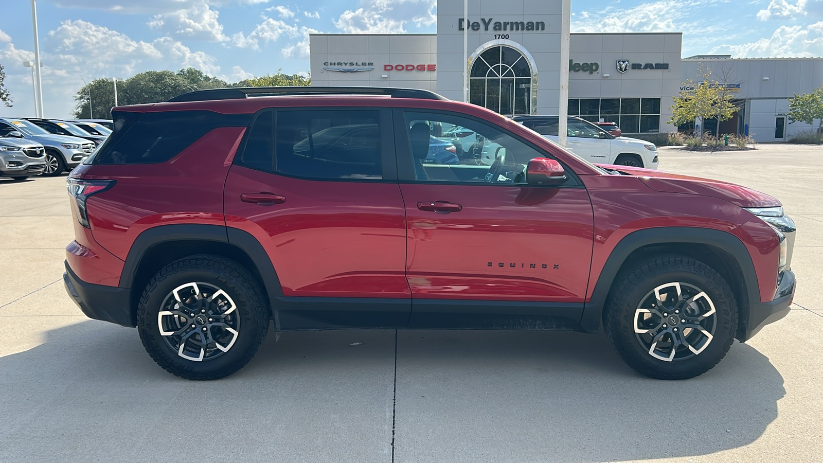 2025 Chevrolet Equinox ACTIV photo 2
