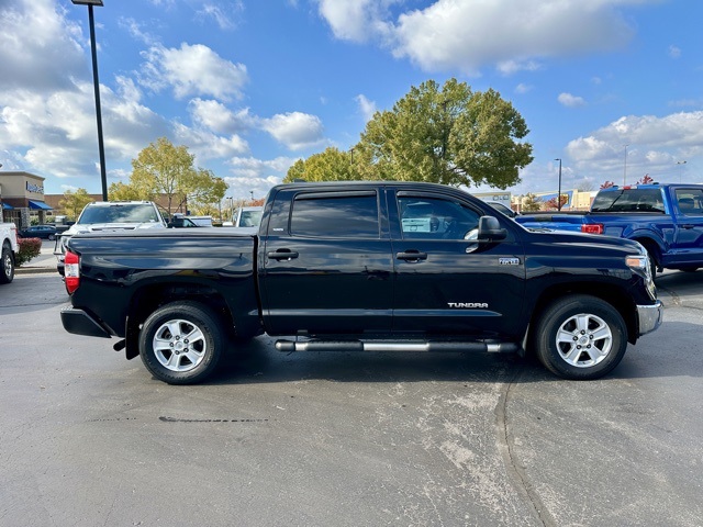 2021 Toyota Tundra SR5 Grade photo 2