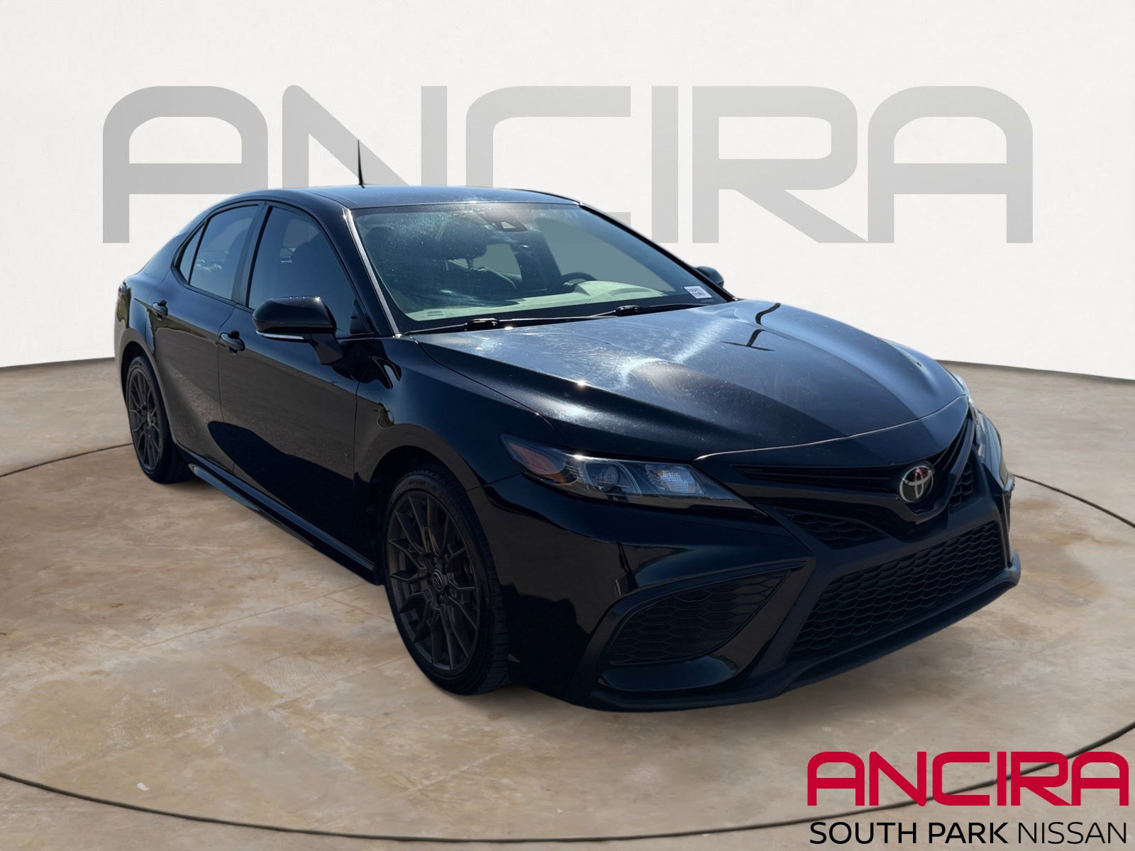 2023 Toyota Camry SE Nightshade's photo