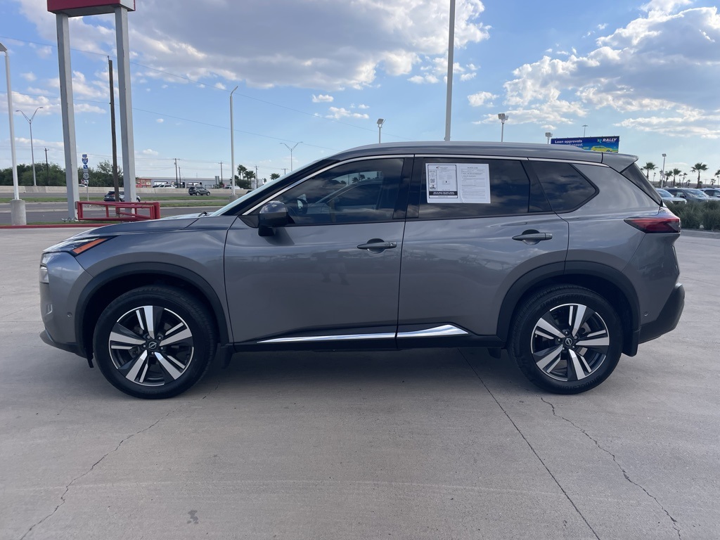 2023 Nissan Rogue SL photo 2