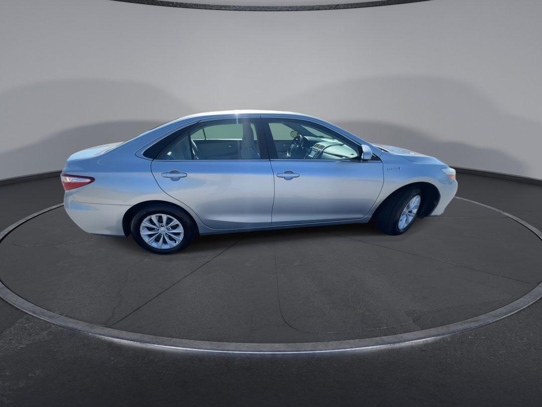 2017 Toyota Camry LE photo 9