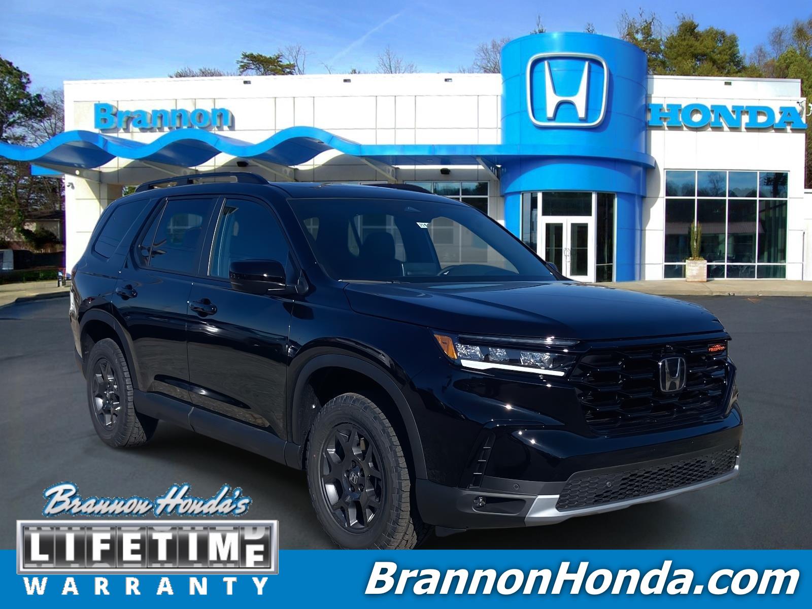 2025 Honda Pilot TrailSport's photo