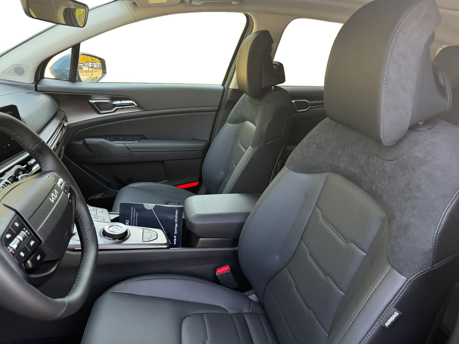 2026 Kia Sportage Hybrid SX Prestige photo 9