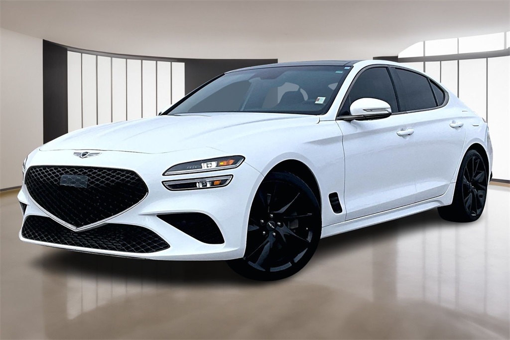 2023 GENESIS G70 Standard's photo
