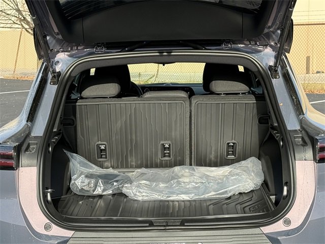 2026 Chevrolet Equinox EV 1LT photo 4