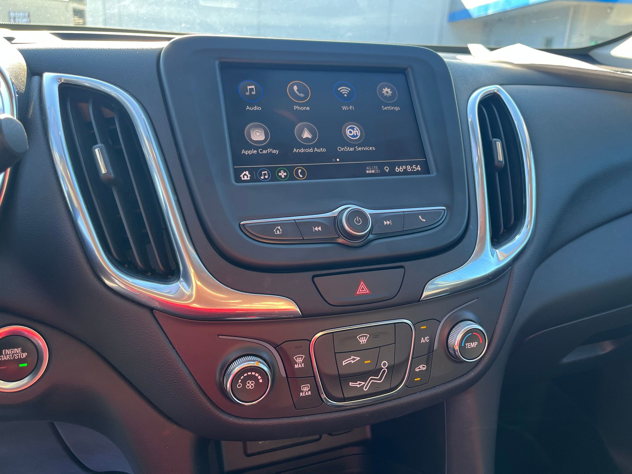 2021 Chevrolet Equinox LT photo 18
