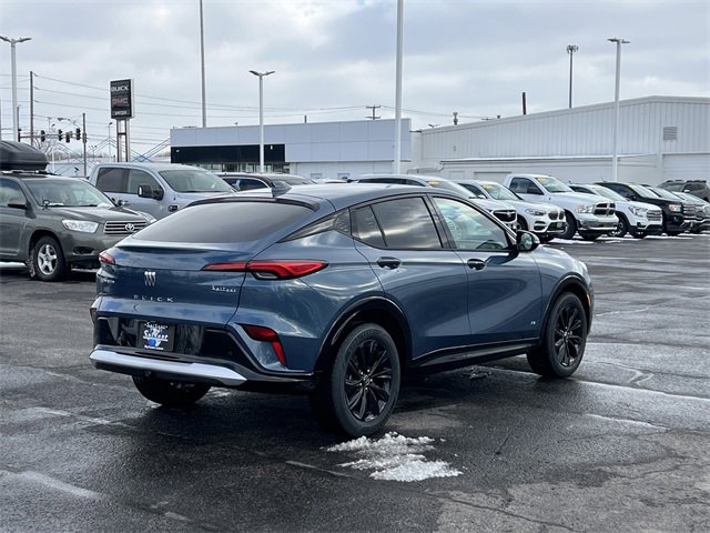 2025 Buick Envista ST photo 4