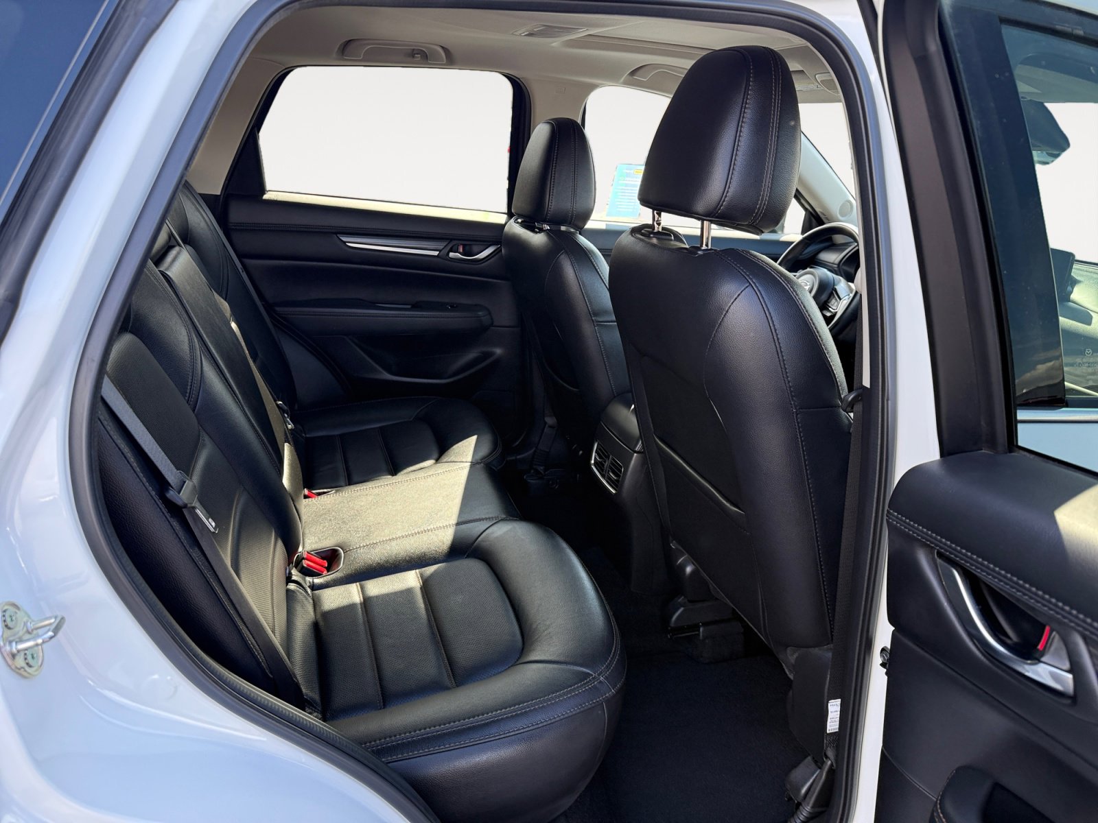 2022 Mazda CX-5 2.5 S Premium photo 18