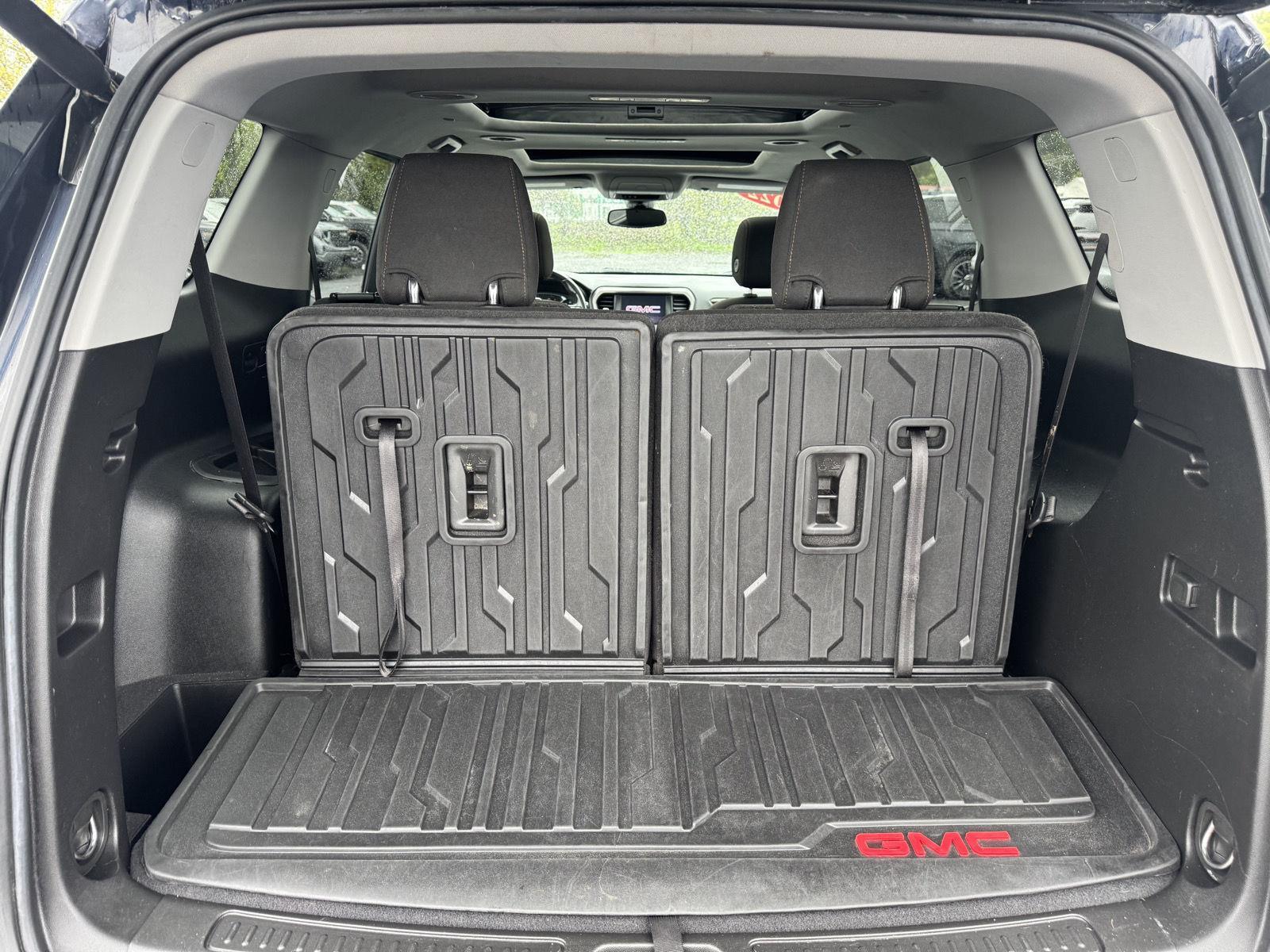 2022 Gmc Acadia AT4 photo 9