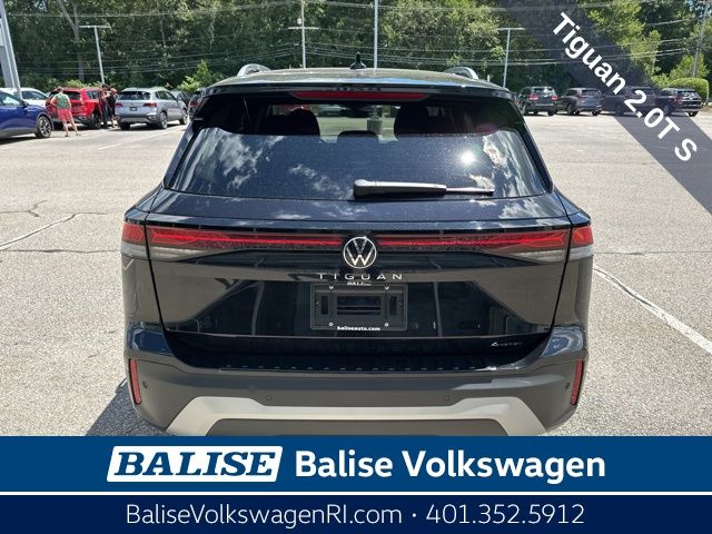 2025 Volkswagen Tiguan S photo 3
