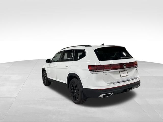 2025 Volkswagen Atlas SE Technology photo 3