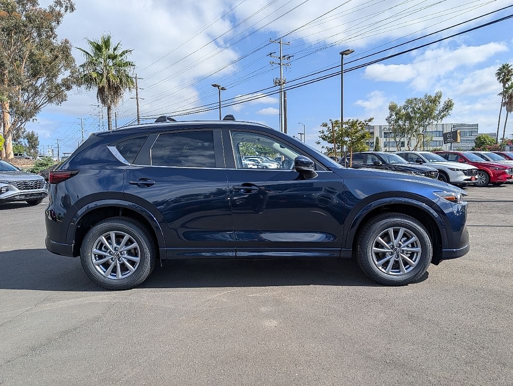 2025 Mazda CX-5 2.5 S Preferred photo 4