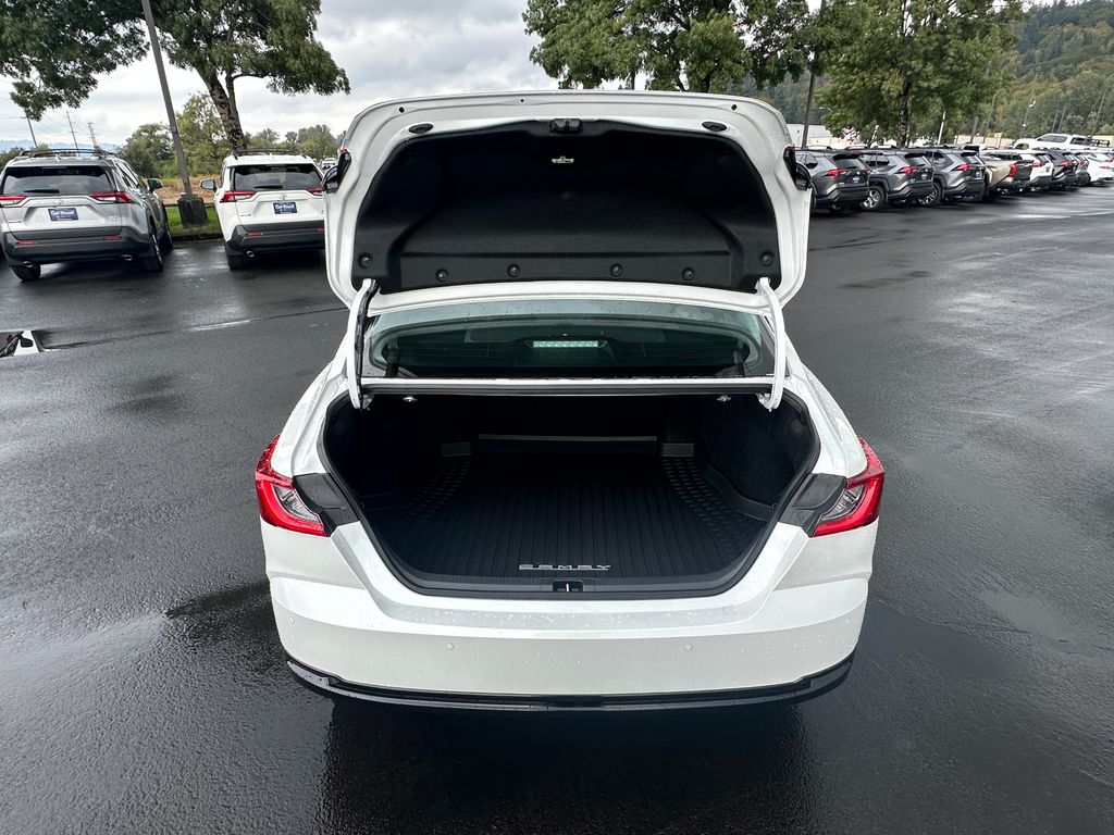2026 Toyota Camry XLE photo 10