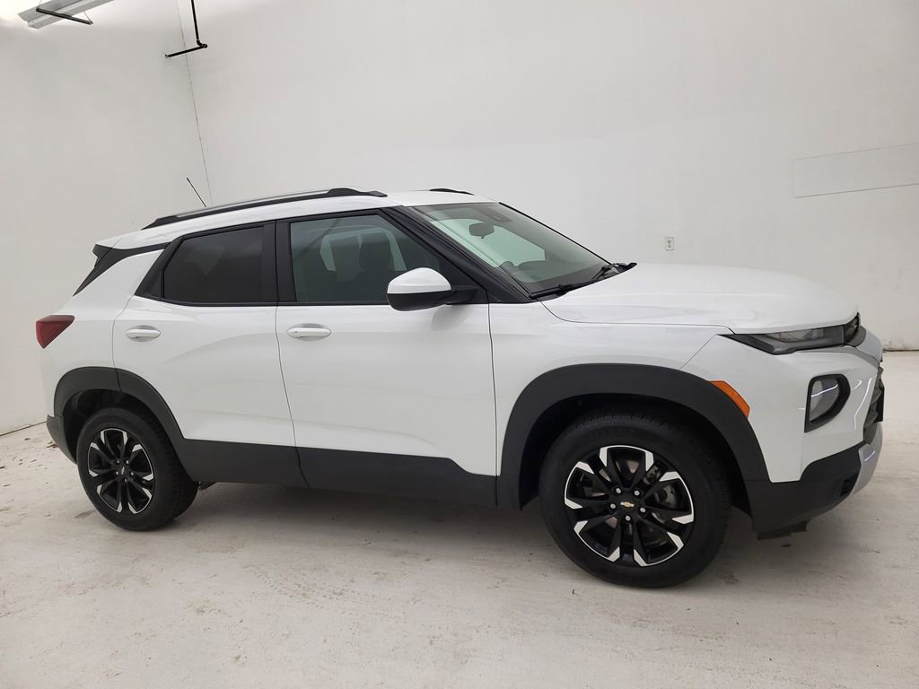 2023 Chevrolet TrailBlazer LT's photo