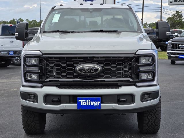 2026 Ford F-250 Lariat photo 3